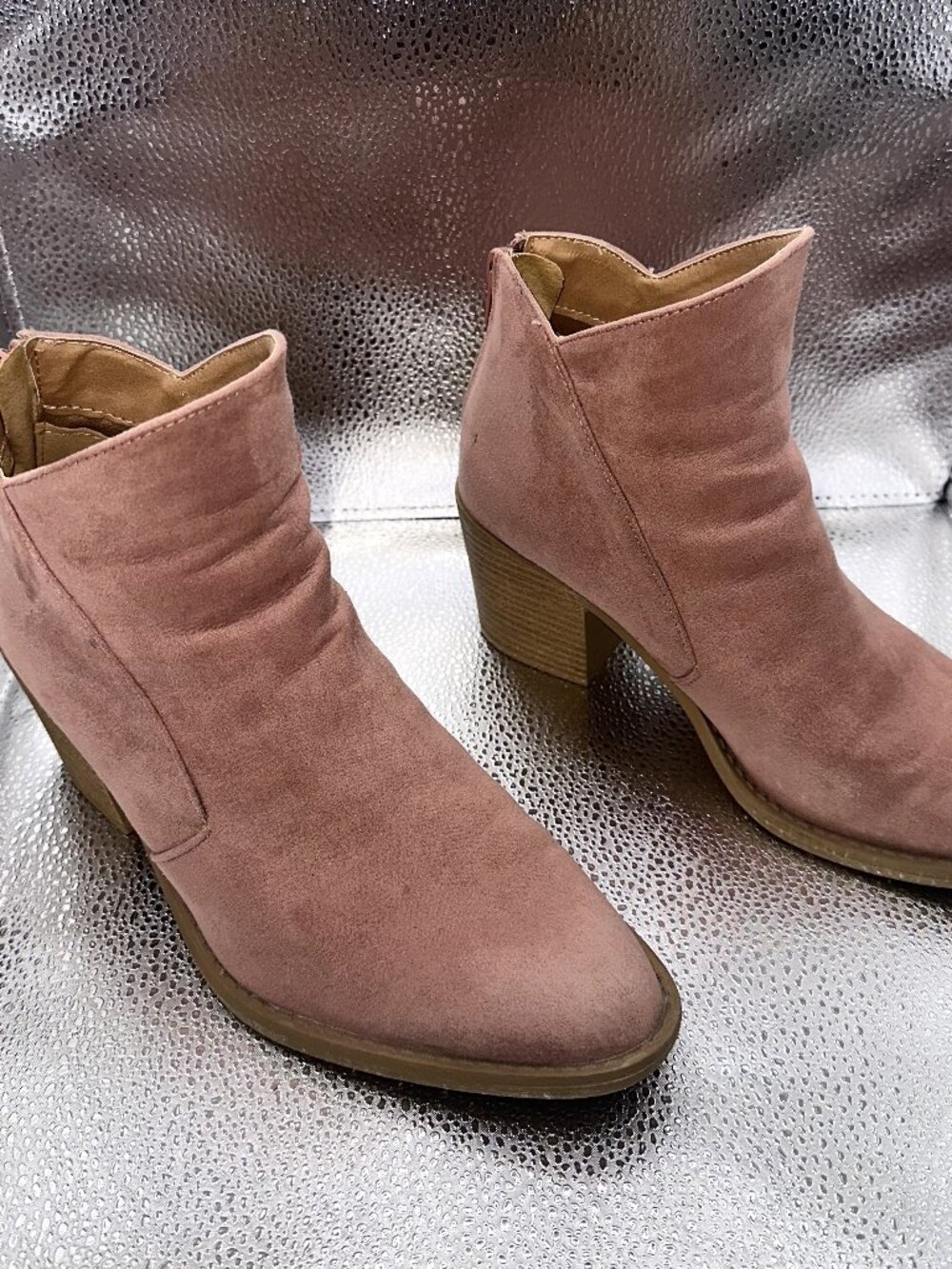 Qupid booties light pink